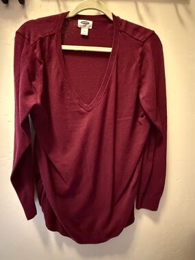 Old Navy Women's V-Neck Maternity Sweater